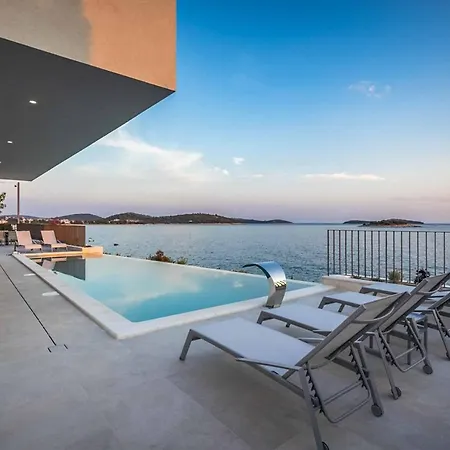 Infinity Horizon Villa Zečevo